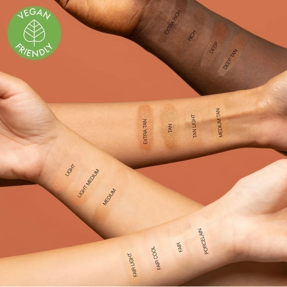 Huda TAN LIGHT 07 GloWish Luminous Pressed Powder | NEW | Full Size 10g Blurring